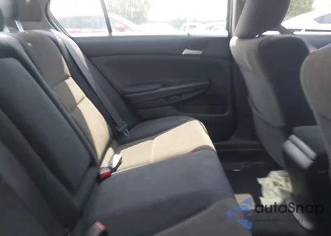 2009 Honda Accord 2.4 Lx z USA, uszkodzony, nr VIN 1HGCP26329A117819